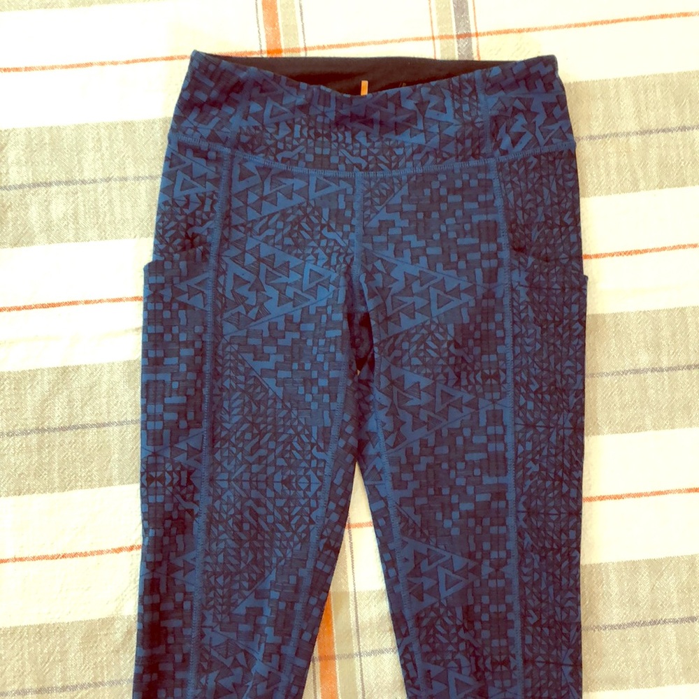 Lucy running tights size S w/ pockets